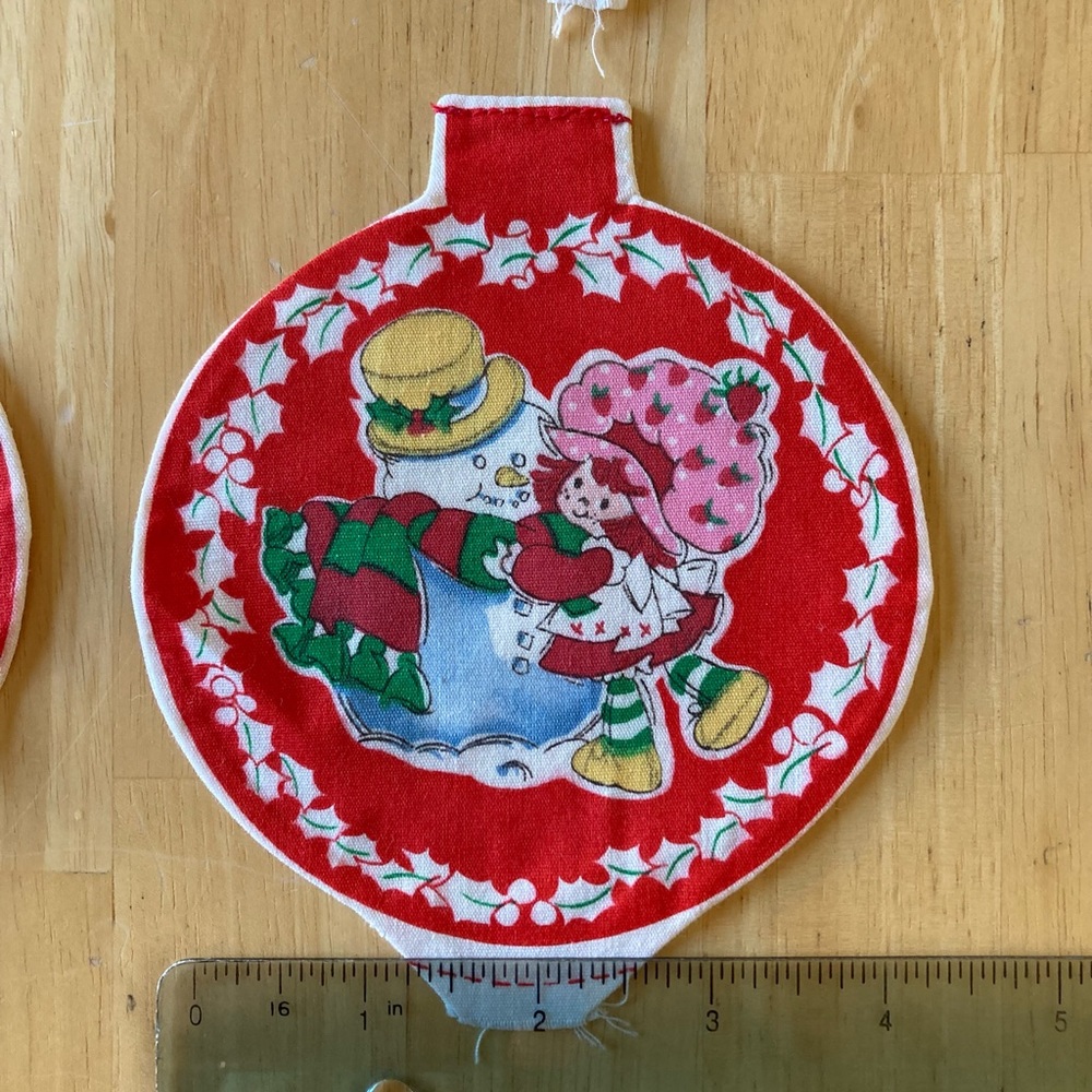 Set of 5 unfinished vintage Strawberry Shortcake Christmas ornaments
